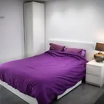 L\'à Côté