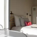 Superb Apt- Garden- 3 Parkings, Near Petite Venise !