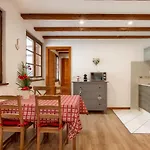 Travel Homes - Tanneur 3, Just Next To Little Venice