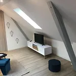 Charming Home - City Center Cosy Apartments