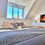 Colmar Mon Amour-Chic-Garage-Fibre-Rbnb