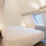 Historic City Center - Petite Venise Suites