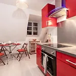 La Loge By \