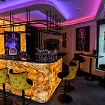 Hotel Restaurant Le Maréchal - Les Collectionneurs
