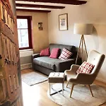 B\'M Yerri - Appartement 4 Pers - Vue Cathedrale