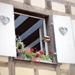 Appartement Charmant En Hyper Centre De Colmar Avec 2 Chambres Et Wi-Fi - Fr-1-722-4