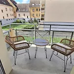 Appartement Renove Pres Du Centre De Colmar Avec Balcon, 2 Chambres Et Wi-Fi Inclus - Fr-1-722-7