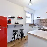 Le Cineaste • Hypercentre • Appartement A Theme