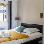 Travel Homes - The Rokst: Rare, Central And Modern