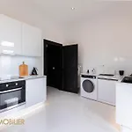 Le Premium - Parking City Center