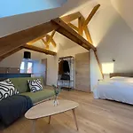 Appartement Moderne Et Spacieux, A 10 Min De La Gare
