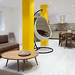 Les Suites Du Cygne