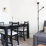 Colmar City Center - Schnapsala Terrasse And Free Parking - Bookingalsace