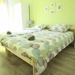 Colmar City Center - Schnapsala Terrasse And Free Parking - Bookingalsace
