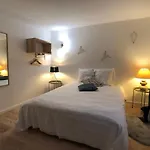 Beauty & The Beast - Old Town Cosy Apartments