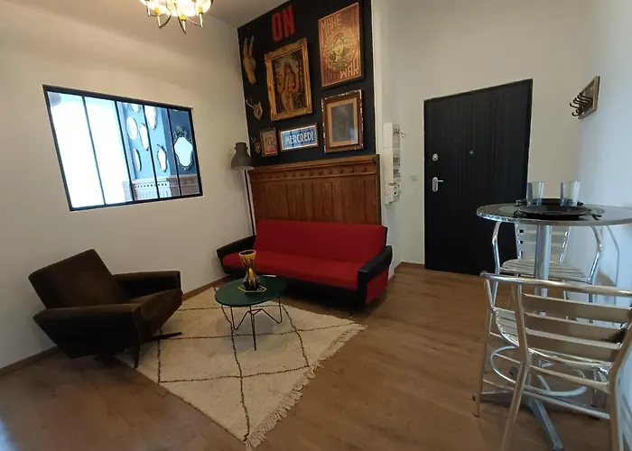 Appartement 2/3 Personnes -Parking & Wifi Gratuit