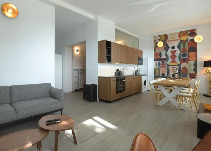 Au Cheval Blanc - Appartement Familial 6P Parking Prive Proche Colmar Centre
