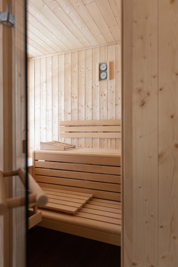 Apartment A Travers Champs Avec Sauna Et Parking