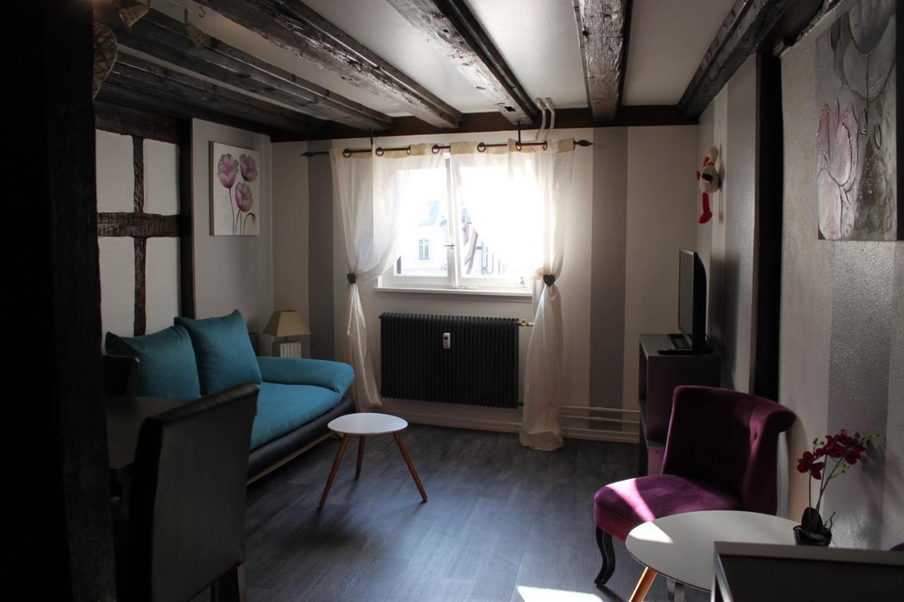 Les Violettes Apartment