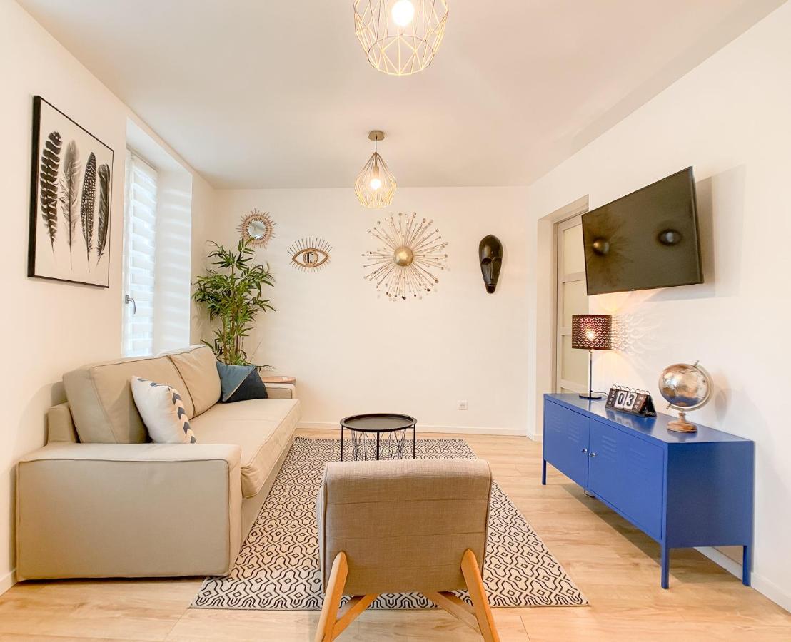 The Downtown Cosy *