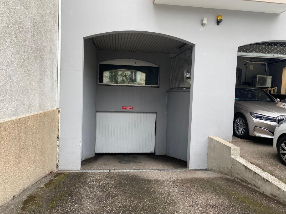 Mallo's Avec Parking Gratuit Et 2 Balcons Appartement *