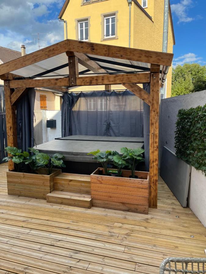 Maison Centre Jacuzzi Jardin Et Climatisation