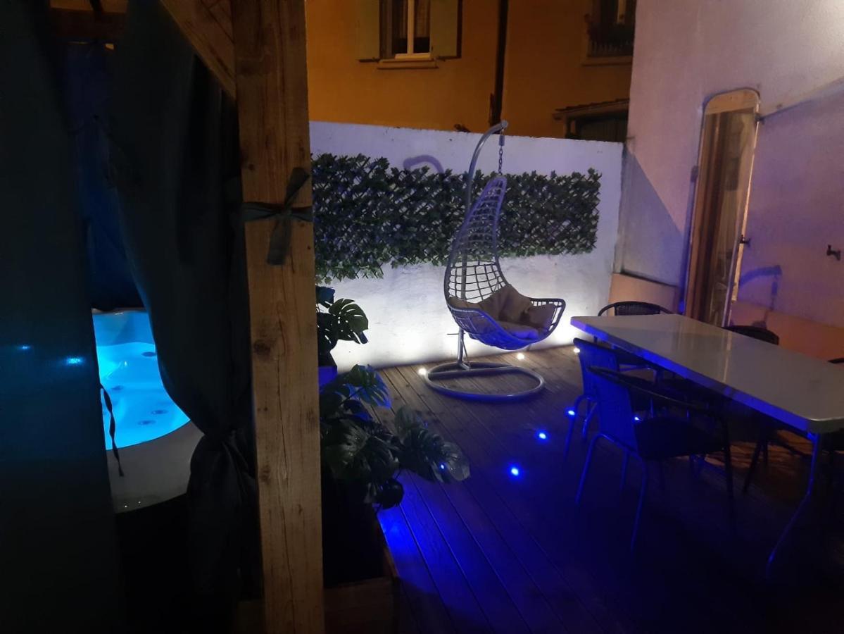 Maison Centre Jacuzzi Jardin Et Climatisation *
