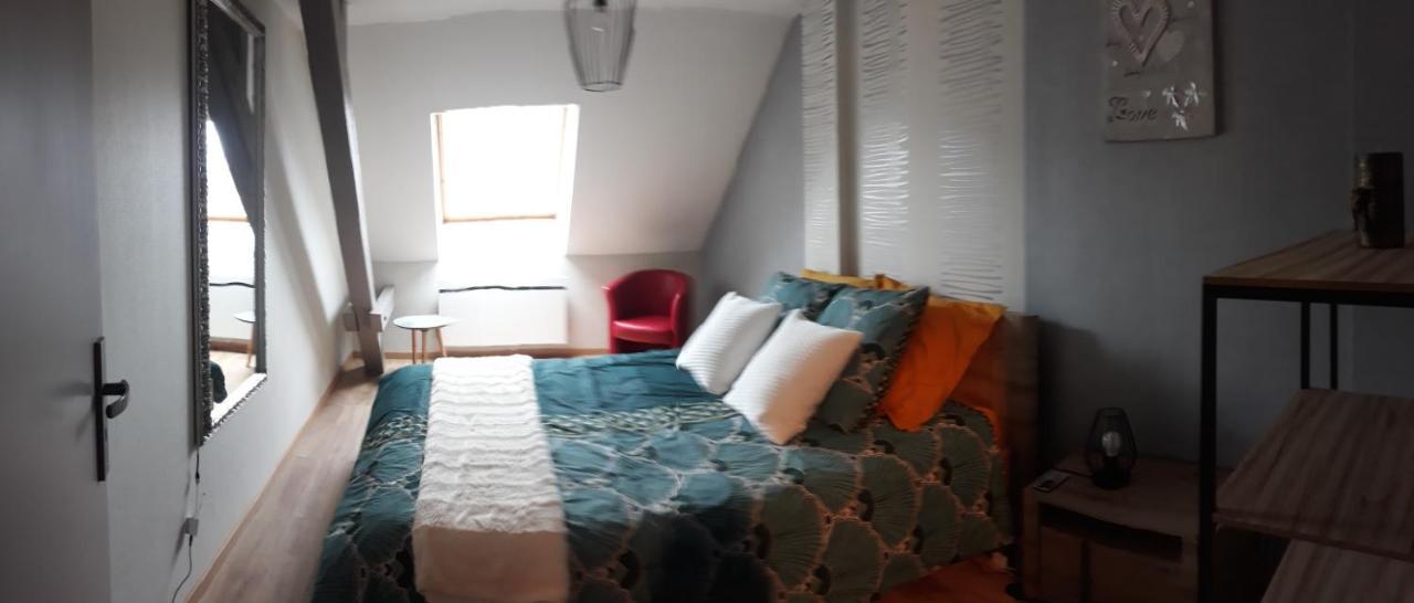 Apartment Gite Les Combles Du Bonheur