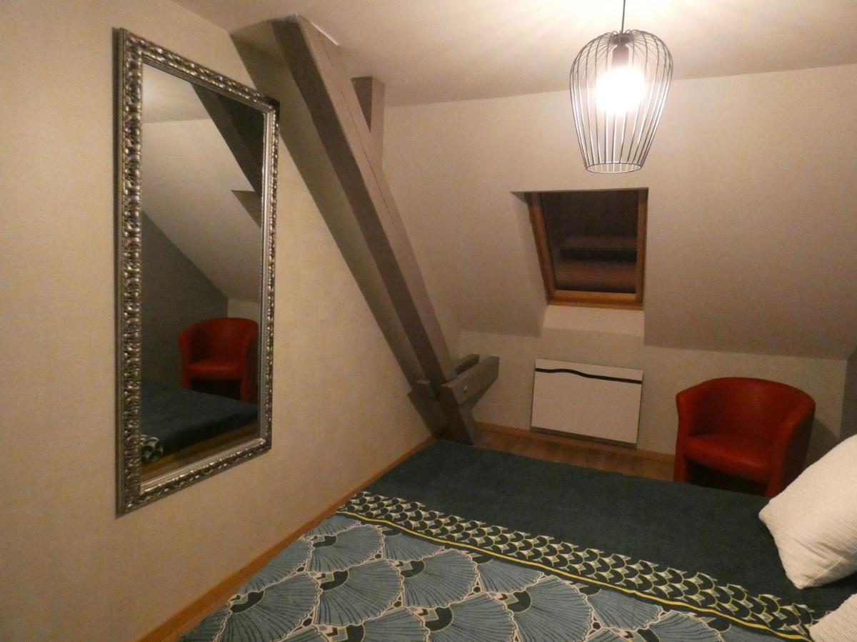 Gite Les Combles Du Bonheur Apartment *
