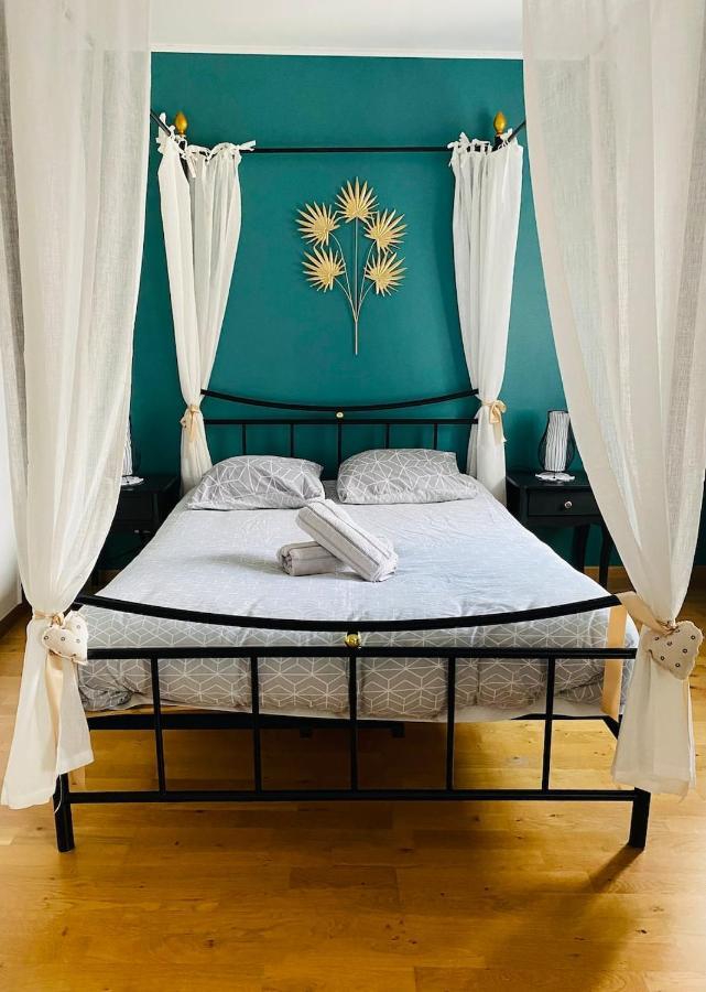 Au Pied De La Cathédrale Appartement