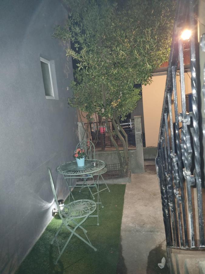 Jacuzzi Au Centre Appartamento