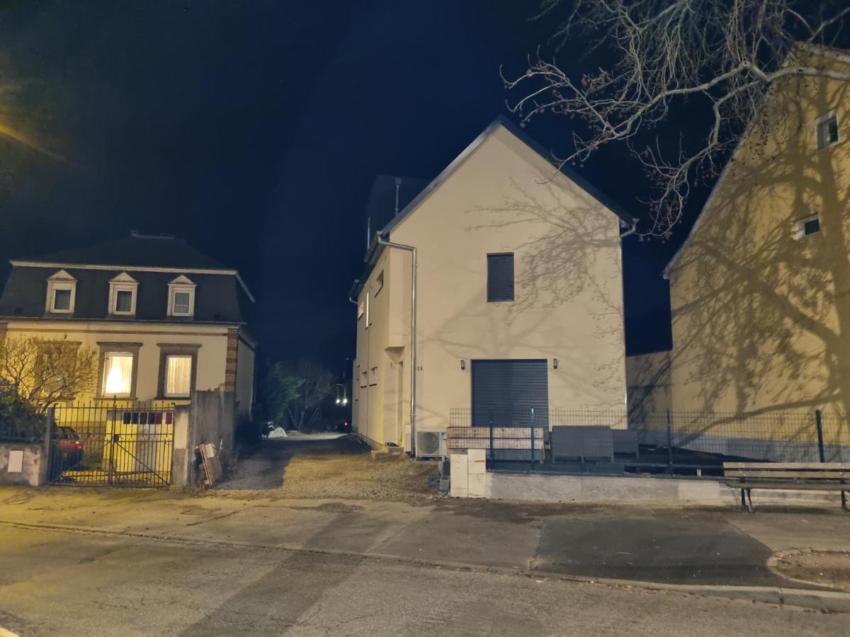 Jolie Maison Sauna, Balneo Lumino Thérapie Et Terrasse *