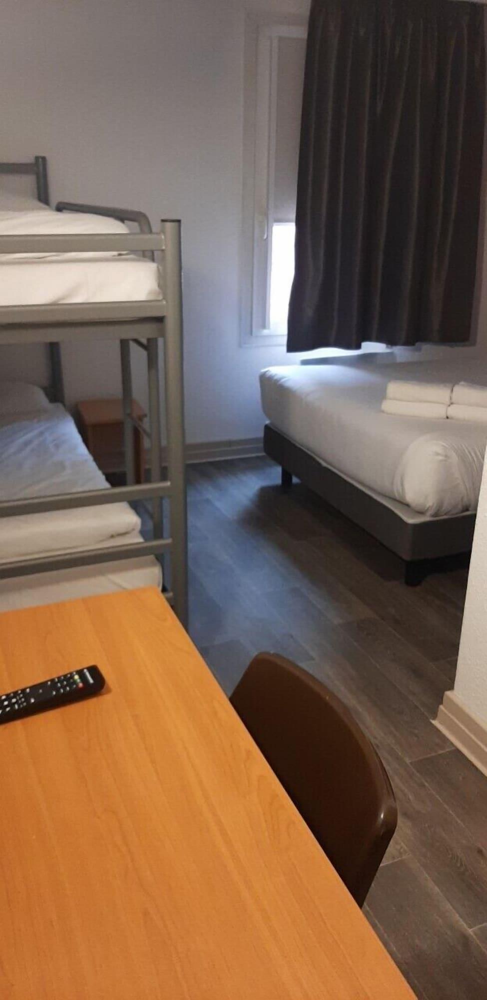 Primo Centre Hotel 2*
