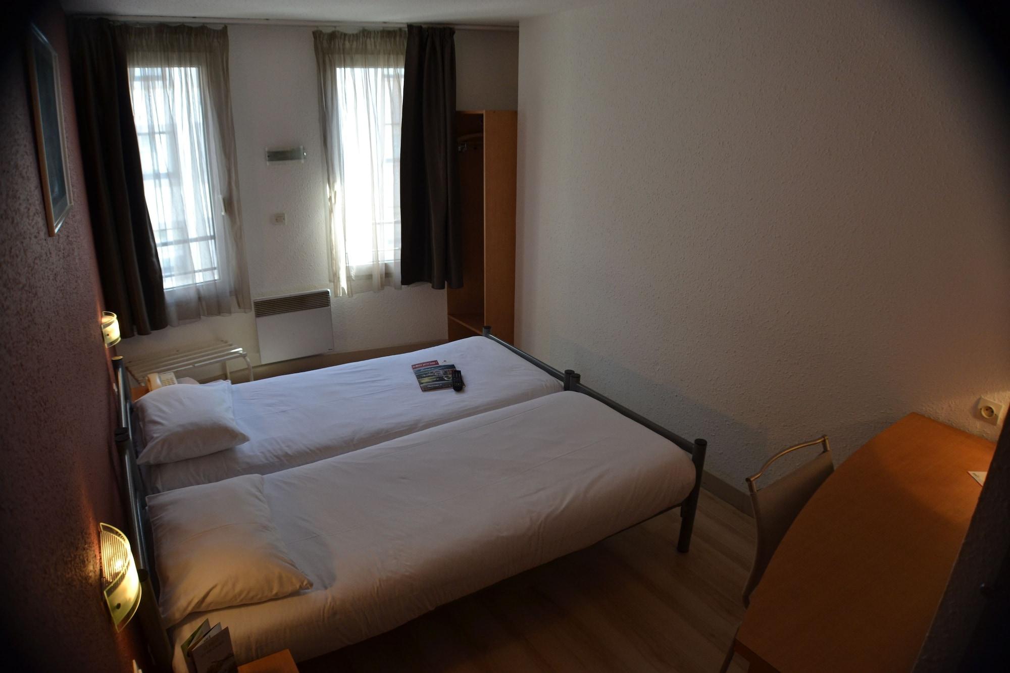 Primo Centre Hotel 2*