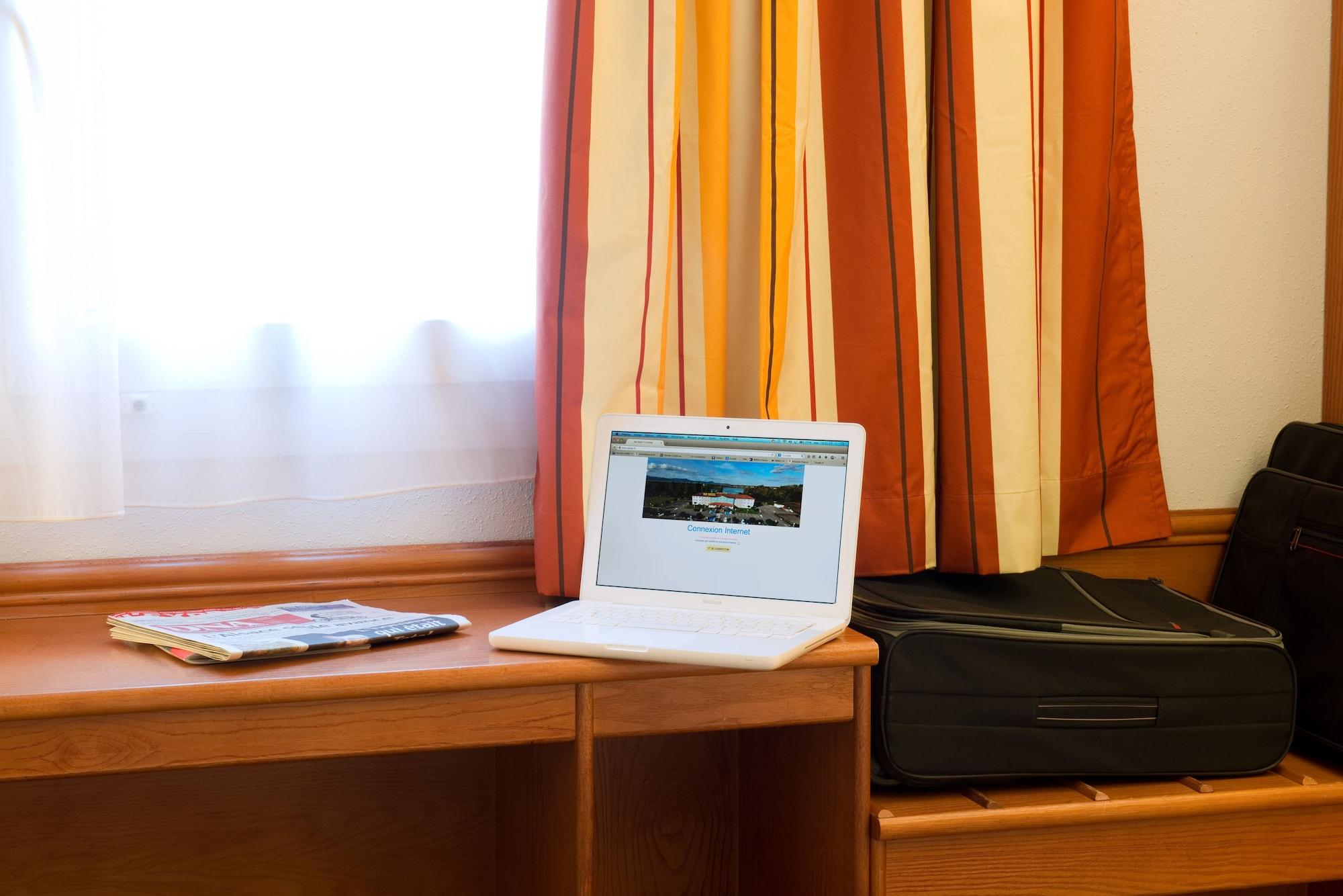 Hotel Lumiere 2*