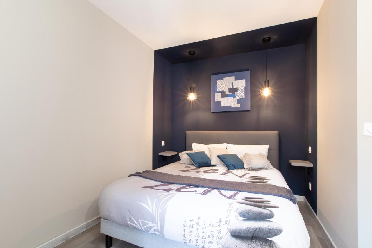 Le Red St Léon : Lit Queen Size * Wifi * Idéal Couple *