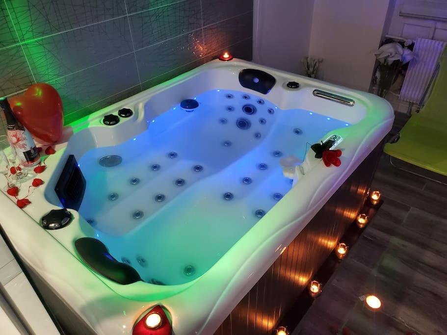 Aog Prestige Lelovelyhome Au Centre Avec Jacuzzi Et Sauna Proche Gare Et Parking Gratuit Colmar