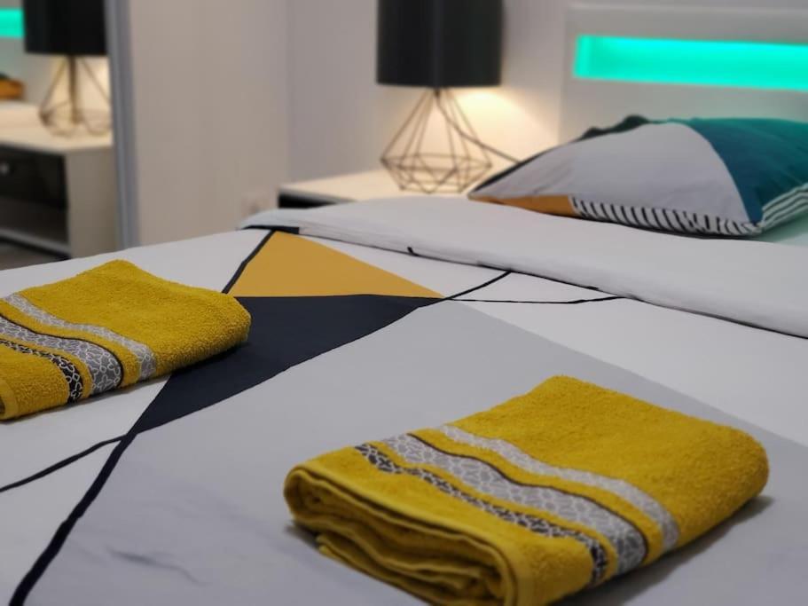 Appartement Aog Prestige Lelovelyhome Au Centre Avec Jacuzzi Et Sauna Proche Gare Et Parking Gratuit