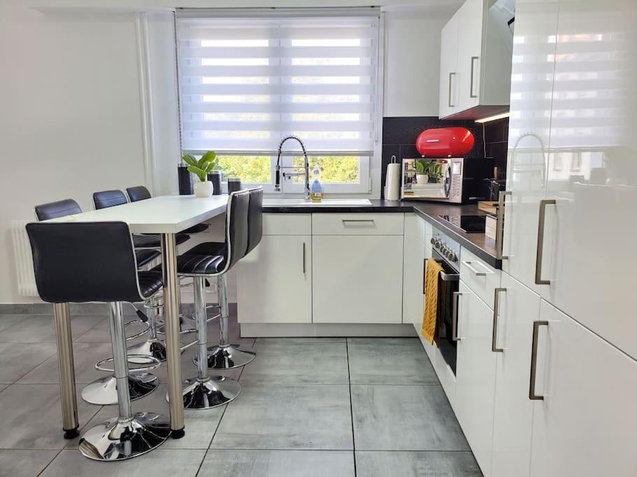 Le Lovelyhome Au Centre Avec Jacuzzi Et Sauna Proche Gare Et Parking Gratuit * Colmar