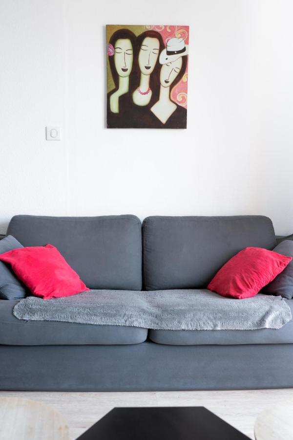 Apartment Mama With Aircon Including Parking 2 Cars