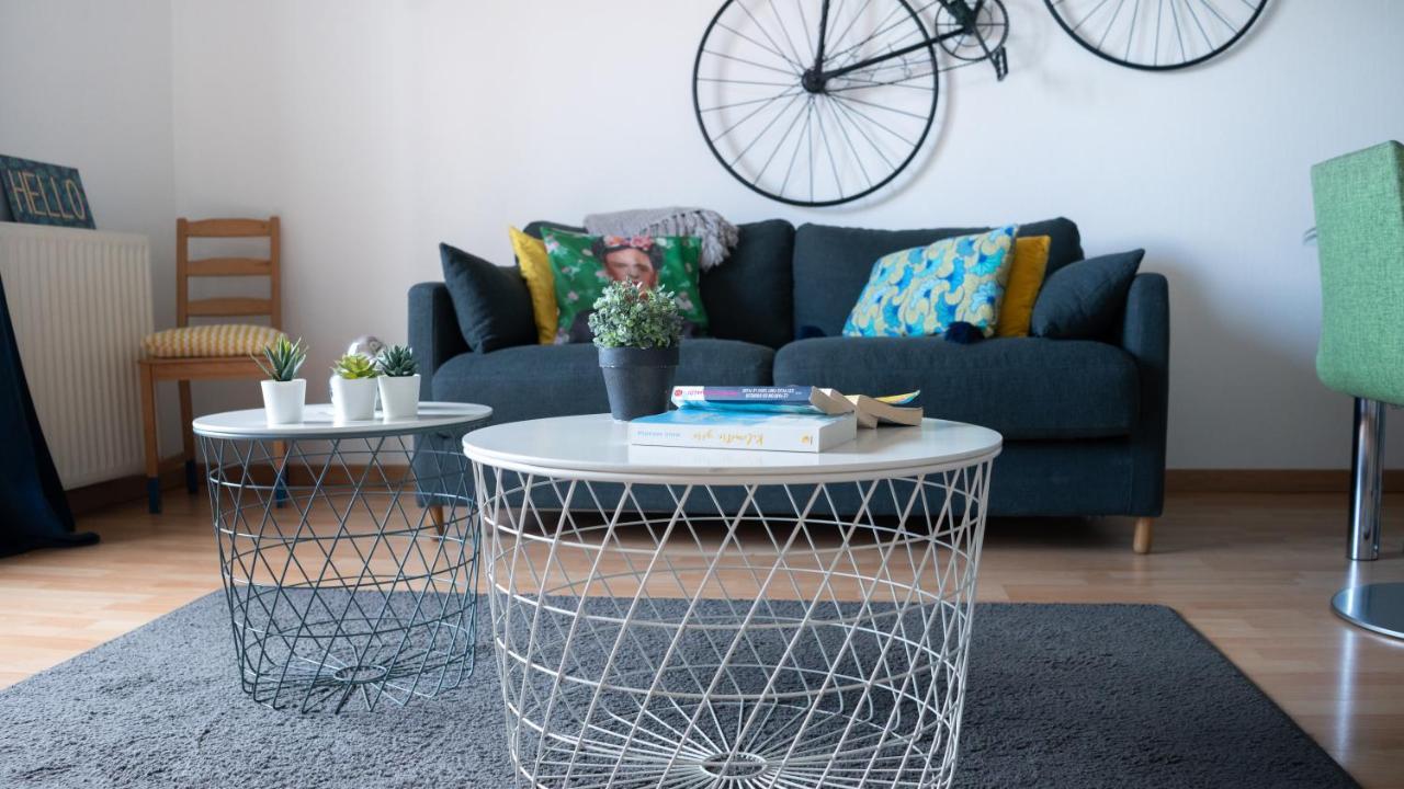 Happy With Private Parking Appartement *