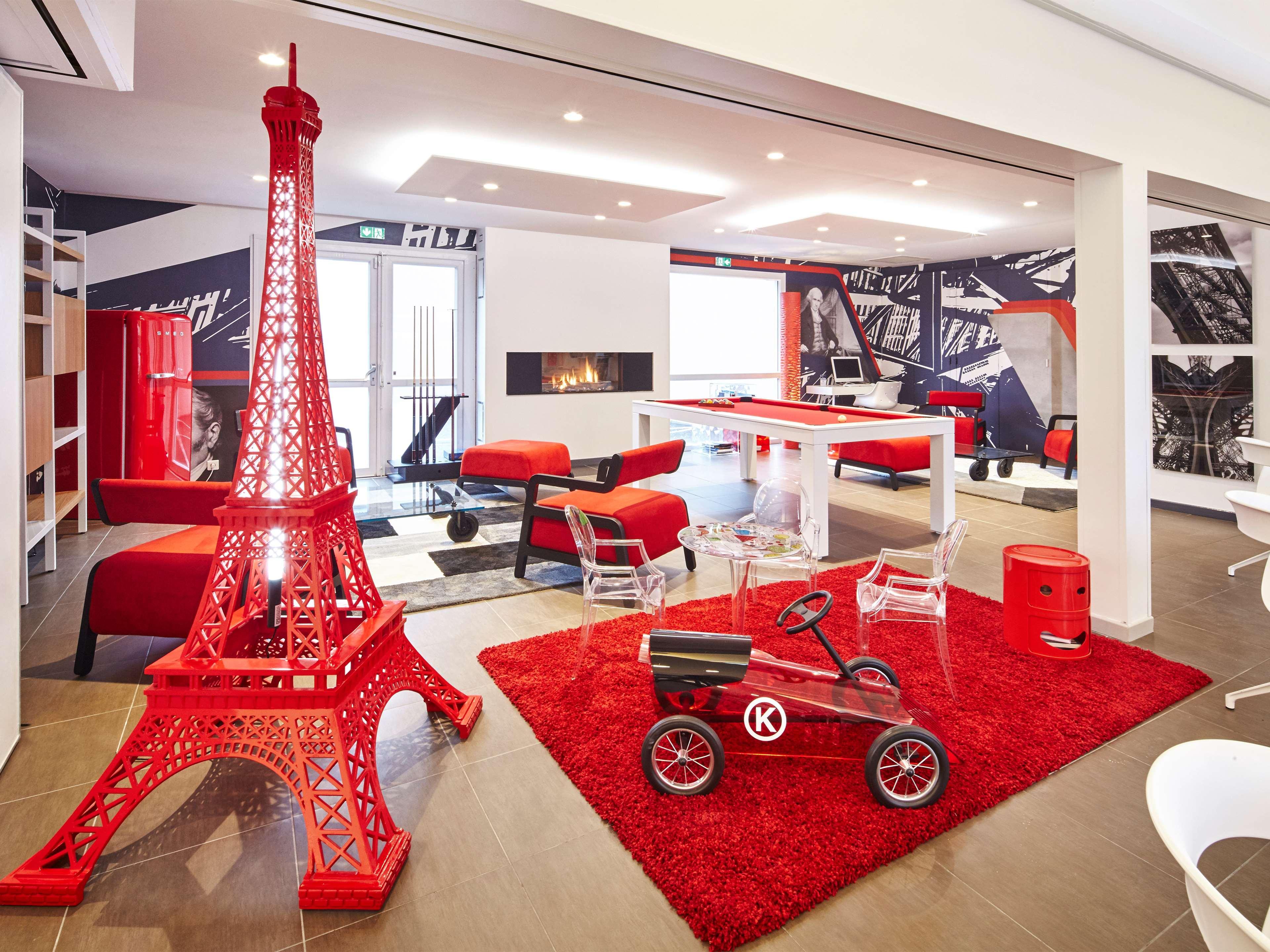 Gustave Hotel