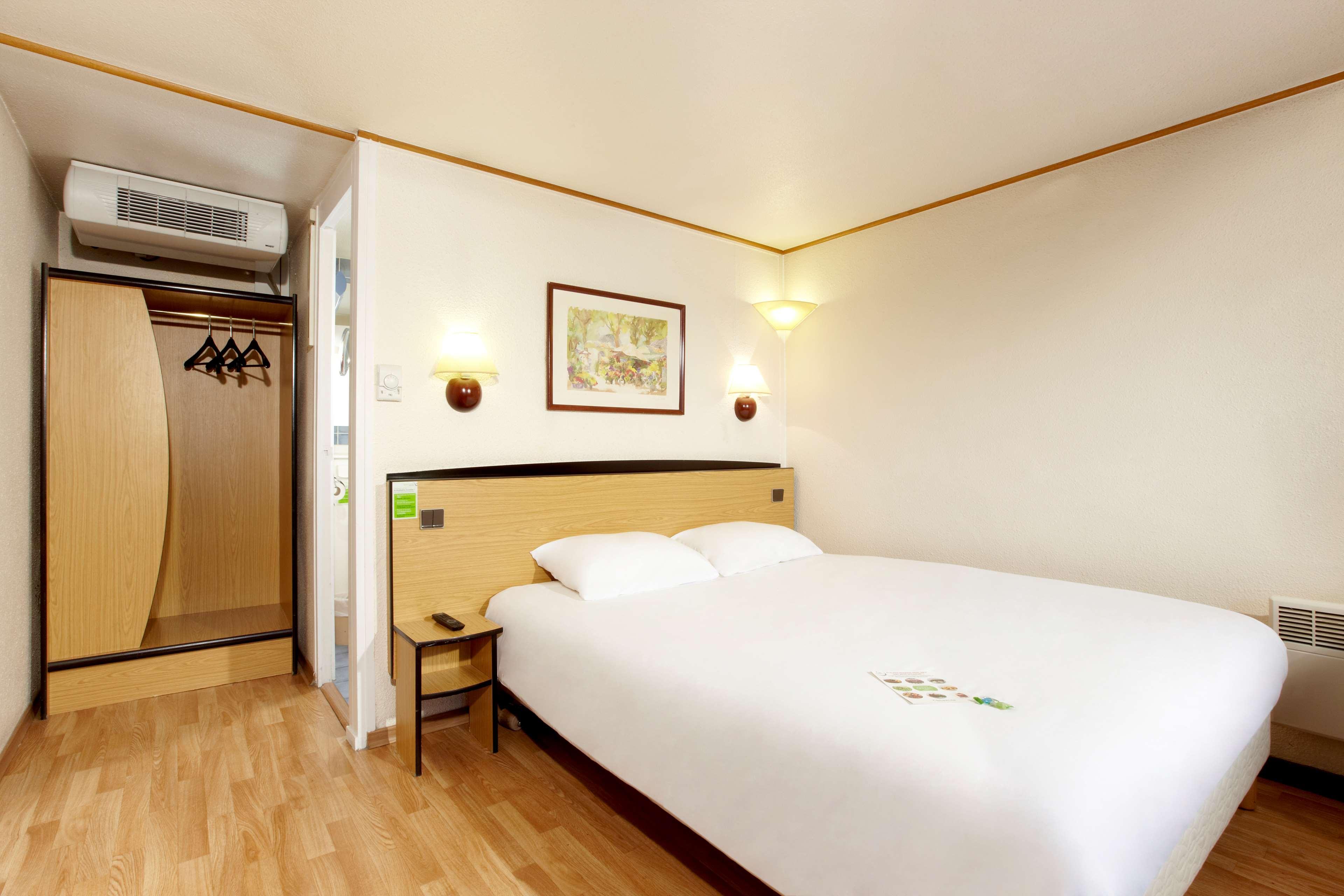 Campanile - Parc Des Expositions Hotel
