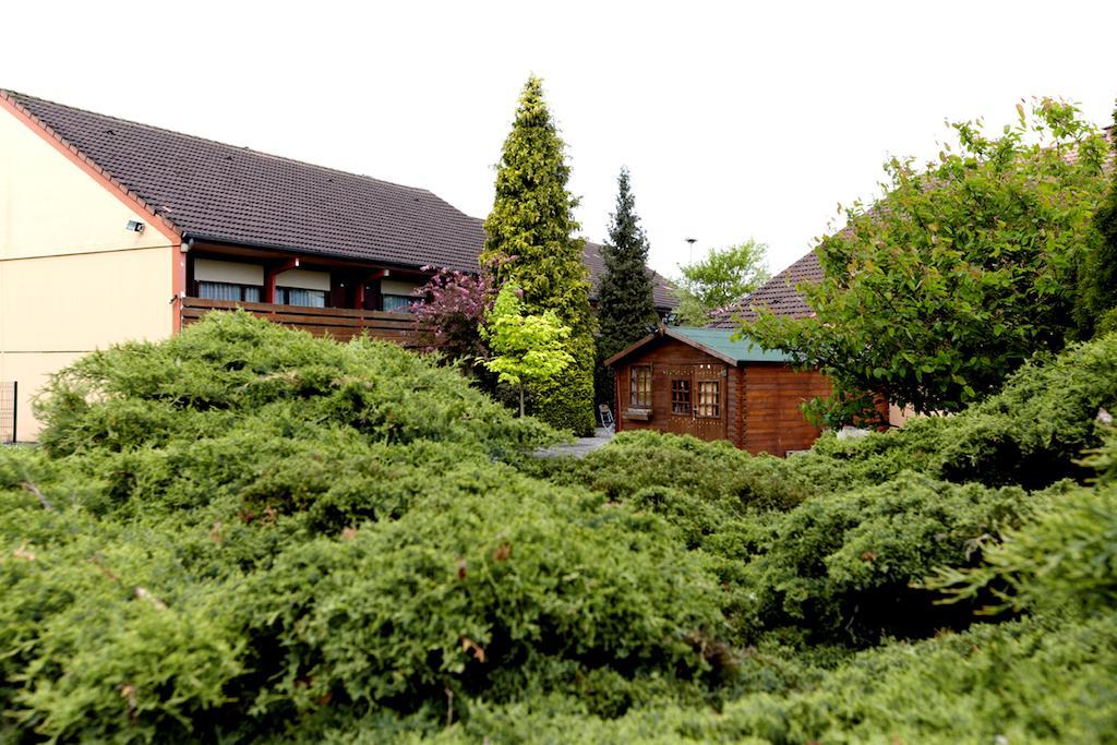 Hotel Campanile - Parc Des Expositions