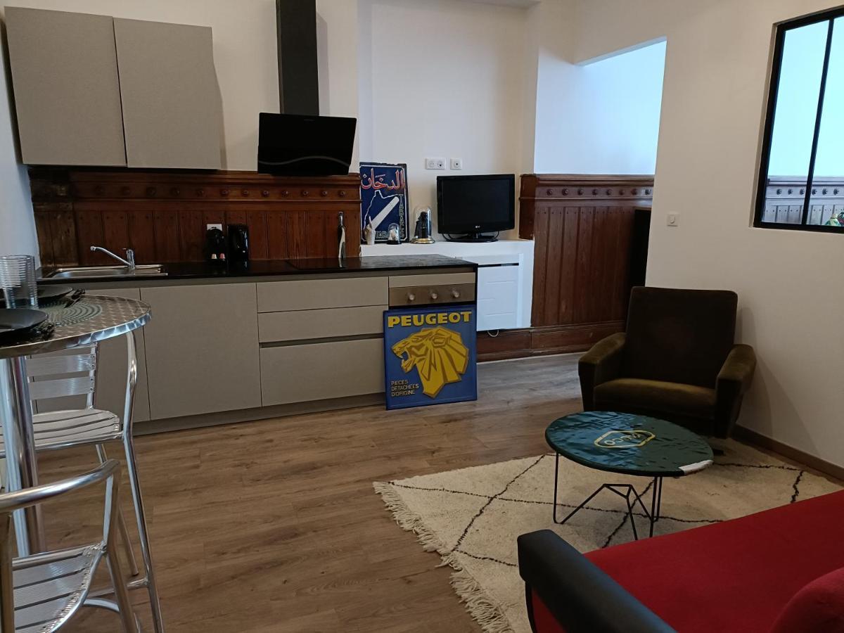 2/3 Personnes -parking & Wifi Gratuit * Colmar