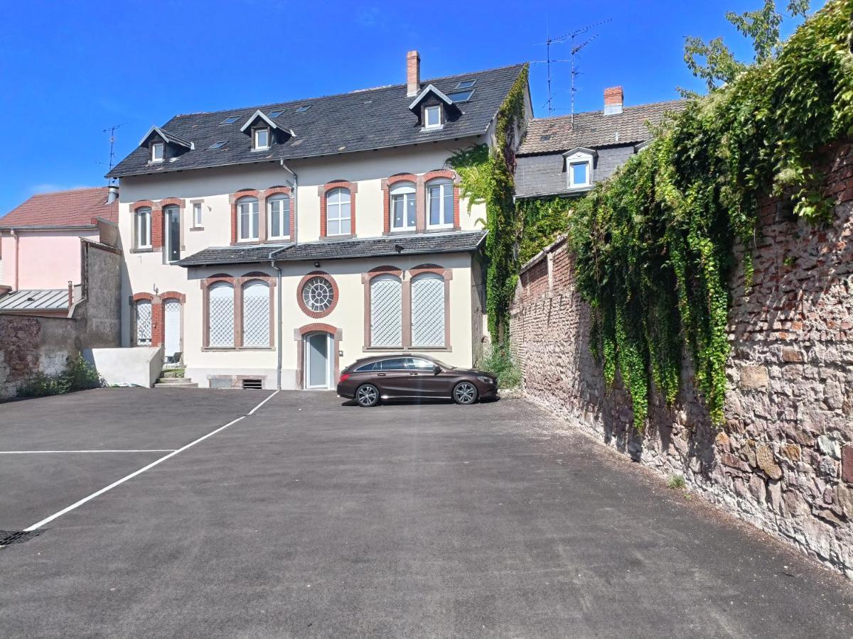 2/3 Personnes -parking & Wifi Gratuit Appartement *