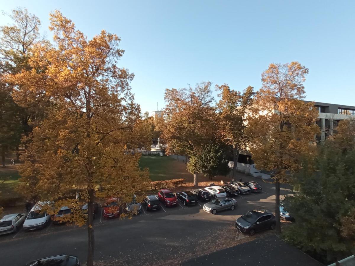 Rare à - Champ De Mars Vue Sur Le Parc - 70m2 Appartement *