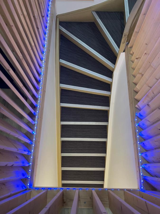 Appartement Loft Ravissant Avec Parking Gratuit
