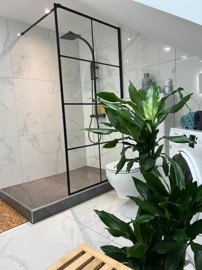 Appartement Loft Ravissant Avec Parking Gratuit *