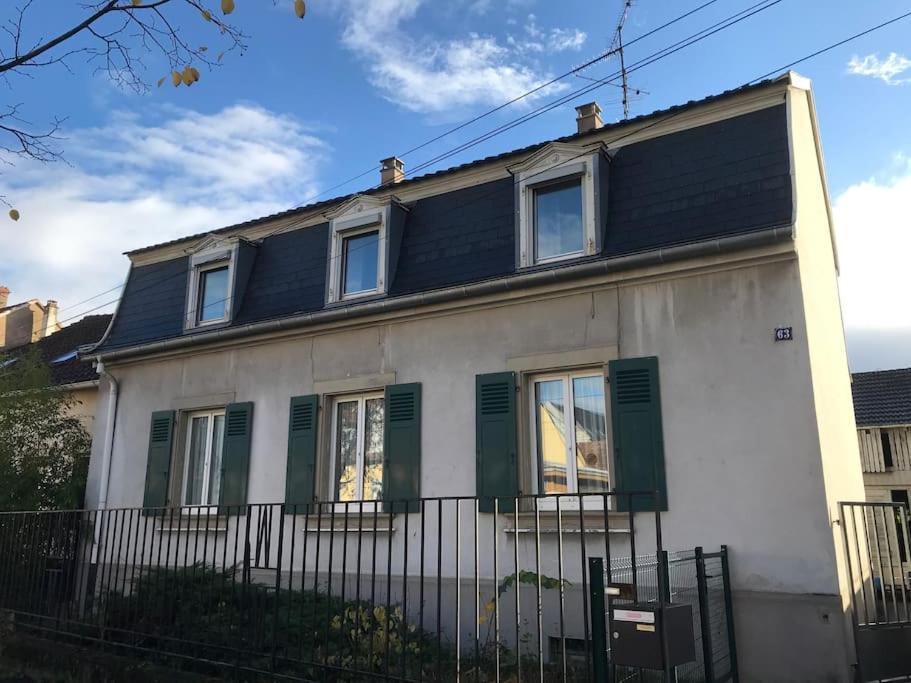 Maison De Ville 70 M2, Proche Du Centre-ville, Parking Prive Gratuit * Colmar